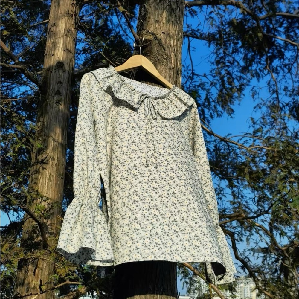 Prairie Chic Cottagecore Floral Pattern Cotton Blouse